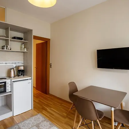 Evel's سالونيك