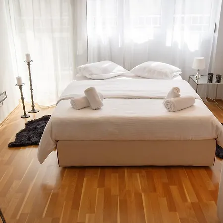 Evel's سالونيك