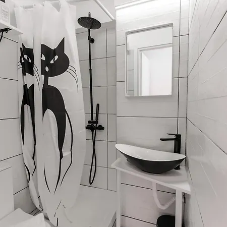 Evel's سالونيك